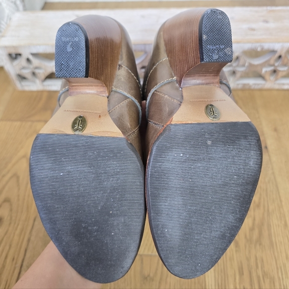 Frye Brown Heeled Boots with Buckle - Picture 11 of 14